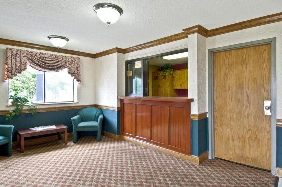 Montrose Econo Lodge Akron Copley Northwest מראה פנימי תמונה